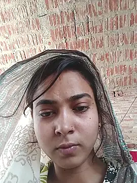 Simran 143 online show from 06/18/26, 07:40