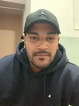 Snapshot of wandinho13 chatting on 06/19/26, 11:16 wandinho13 online show from 06/19/26, 11:16