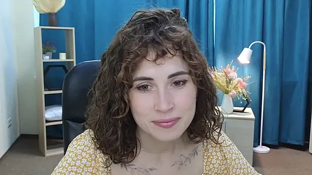 Snapshot of AudriaTagala chatting on 06/20/26, 02:49 AudriaTagala online show from 06/20/26, 02:49