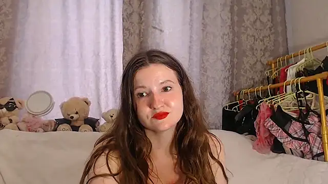 Snapshot of ChloeBrooklyn chatting on 06/30/26, 10:37 ChloeBrooklyn online show from 06/30/26, 10:37