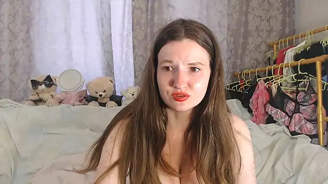 Snapshot of ChloeBrooklyn chatting on 06/20/26, 07:35 ChloeBrooklyn online show from 06/20/26, 07:35