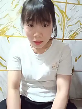 Em xinh05 online show from 06/17/26, 03:00
