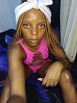 sweetlinah001 online show from 06/18/26, 05:51