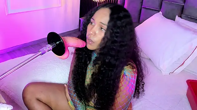 MiaBlackrose online show from 07/29/26, 05:01