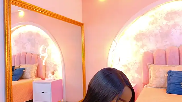 AshleyMorgans online show from 06/18/26, 09:42