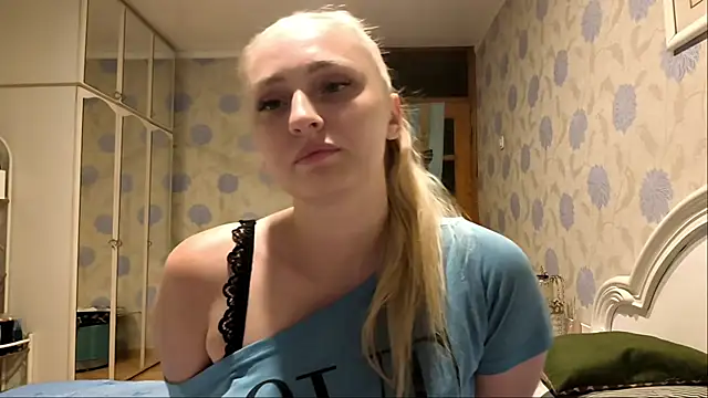 Snapshot of mintchill chatting on 07/26/26, 02:07 mintchill online show from 07/26/26, 02:07