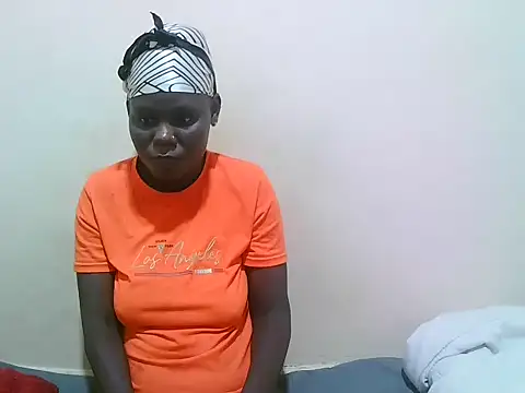 bianca love2 online show from 07/06/26, 10:44