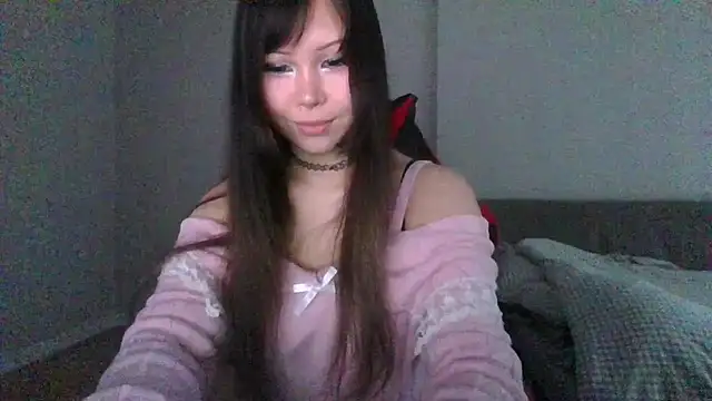 MiaSavageQueen online show from 06/19/26, 01:17