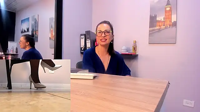 Greta Borbon  online show from 07/09/26, 11:31