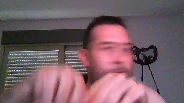 Snapshot of SirFrankonde chatting on 07/25/26, 03:07 SirFrankonde online show from 07/25/26, 03:07