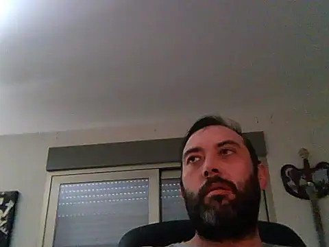 Snapshot of SirFrankonde chatting on 06/21/26, 02:56 SirFrankonde online show from 06/21/26, 02:56