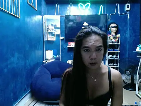 Snapshot of SexyBigButtNegs chatting on 06/21/26, 05:19 SexyBigButtNegs online show from 06/21/26, 05:19