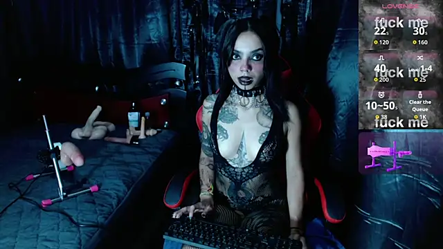 Snapshot of Electra_Darkkk chatting on 06/19/26, 05:30 Electra Darkkk online show from 06/19/26, 05:30