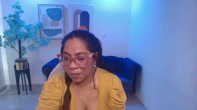 Silvana lane online show from 07/31/26, 07:33