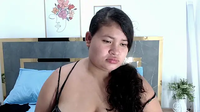 Snapshot of KellyShibary chatting on 08/03/26, 07:09 KellyShibary online show from 08/03/26, 07:09