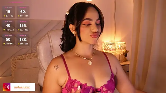 Snapshot of imLeanna_ chatting on 07/31/26, 10:07 imLeanna online show from 07/31/26, 10:07
