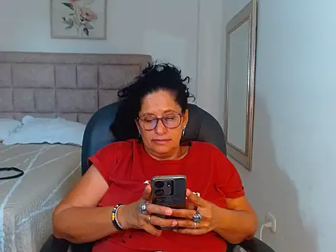 Snapshot of juanitaaxoox chatting on 07/17/26, 02:14 juanitaaxoox online show from 07/17/26, 02:14