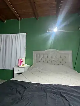 Snapshot of selina-sky chatting on 06/28/26, 08:59 selina-sky online show from 06/28/26, 08:59