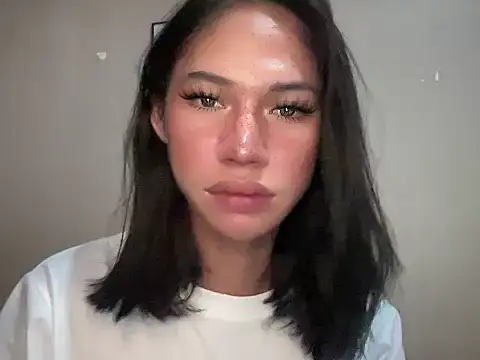 Snapshot of having_morning_woodxxx chatting on 06/19/26, 03:34 having morning woodxxx online show from 06/19/26, 03:34