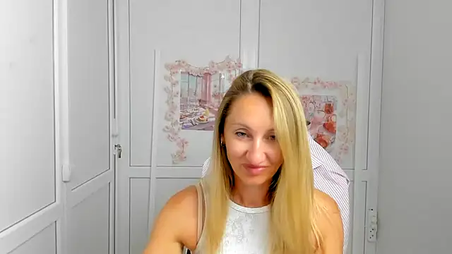 LilyDreamm online show from 06/19/26, 06:30