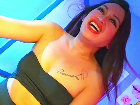 Snapshot of Temptationcock69_eva chatting on 08/03/26, 12:00 Temptationcock69 eva online show from 08/03/26, 12:00