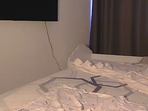 Snapshot of Body_777_ chatting on 07/14/26, 02:12 Body 777 online show from 07/14/26, 02:12