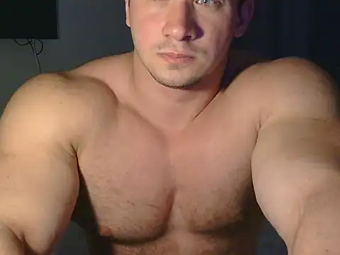 Snapshot of Body_777_ chatting on 06/26/26, 01:50 Body 777 online show from 06/26/26, 01:50