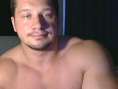 Snapshot of Body_777_ chatting on 07/06/26, 01:51 Body 777 online show from 07/06/26, 01:51