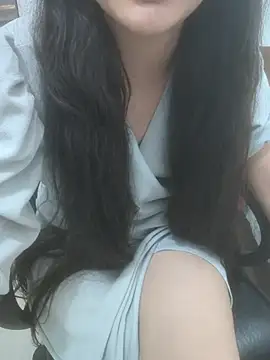 Snapshot of sushmita0 chatting on 07/25/26, 04:35 sushmita0 online show from 07/25/26, 04:35