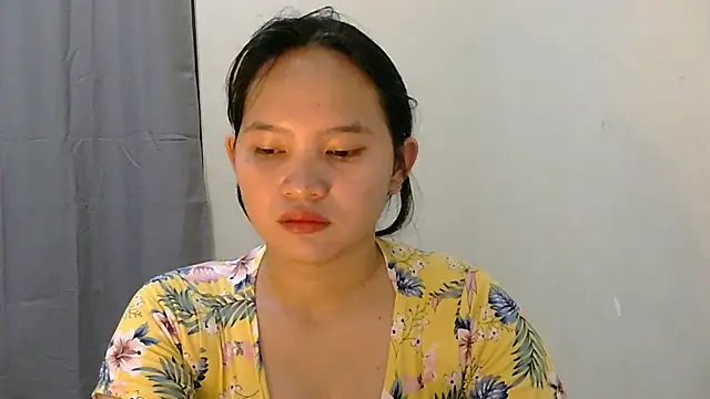 Fhwilloughbyxx online show from 06/30/26, 09:53
