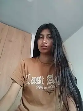 Pocahontas Honey online show from 07/08/26, 10:32