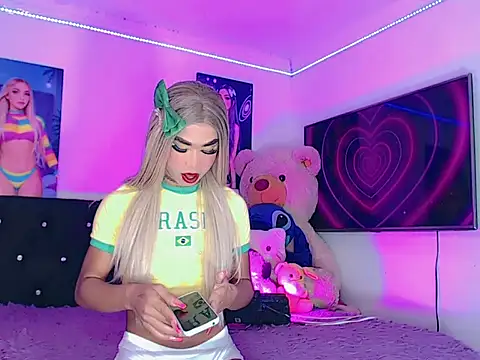 HeidiVanessa online show from 06/19/26, 01:55