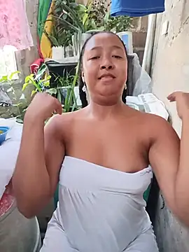 HeLiSa69ebony online show from 06/25/26, 09:53
