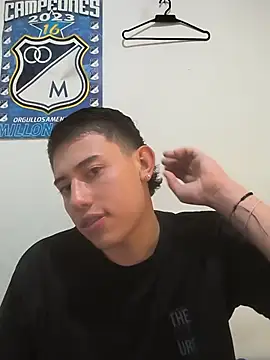 Snapshot of Thiagoo_Vega chatting on 08/02/26, 07:33 Thiagoo Vega online show from 08/02/26, 07:33