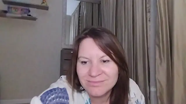 Snapshot of Lauralison chatting on 07/02/26, 08:59 Lauralison online show from 07/02/26, 08:59