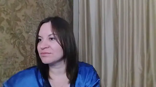 Snapshot of Lauralison chatting on 07/06/26, 07:38 Lauralison online show from 07/06/26, 07:38