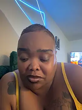 Snapshot of Caramelcreamer chatting on 06/19/26, 12:38 Caramelcreamer online show from 06/19/26, 12:38