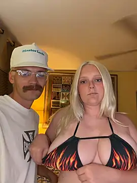 Blondebarbie21 online show from 06/24/26, 08:17