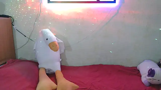 JadeEva online show from 07/04/26, 06:01