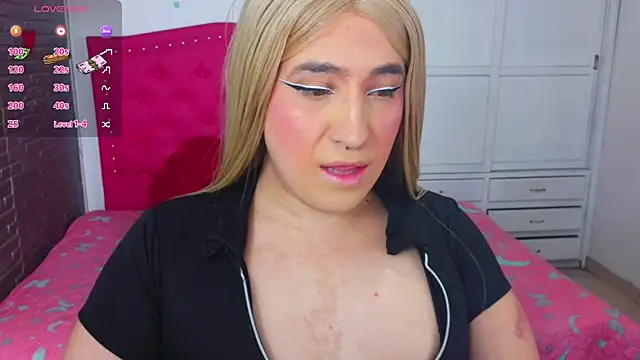 roxxy pink  online show from 08/05/26, 01:21