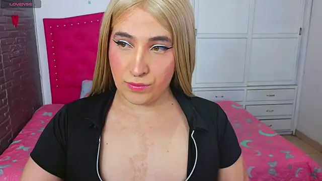 roxxy pink  online show from 08/02/26, 09:23