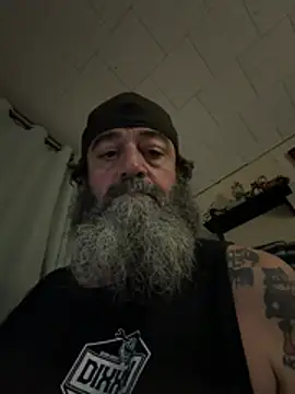 Snapshot of tatteddadbod82 chatting on 06/19/26, 03:01 tatteddadbod82 online show from 06/19/26, 03:01