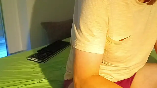 MIDAS42068 online show from 06/20/26, 03:33