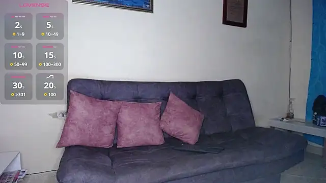  saray m online show from 11/17/25, 01:53