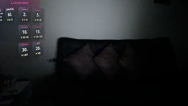  saray m online show from 11/11/25, 02:50