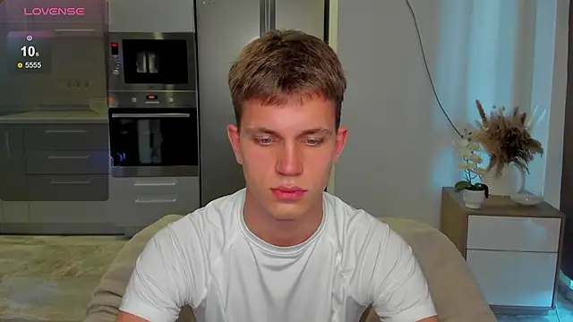 m0neyken online show from 08/07/26, 02:06