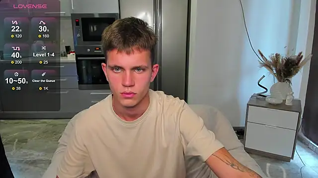 m0neyken online show from 07/28/26, 04:09