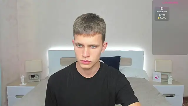 m0neyken online show from 07/20/26, 08:11