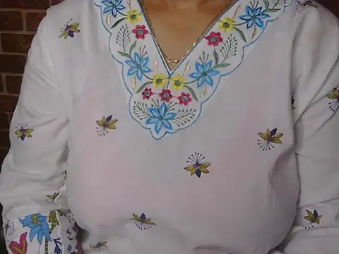 loving queen1 online show from 06/19/26, 04:13
