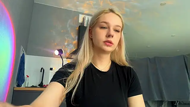 MichelleMargiela online show from 08/06/26, 04:07